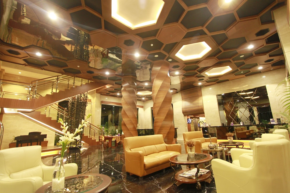 fox hotel nagoya batam