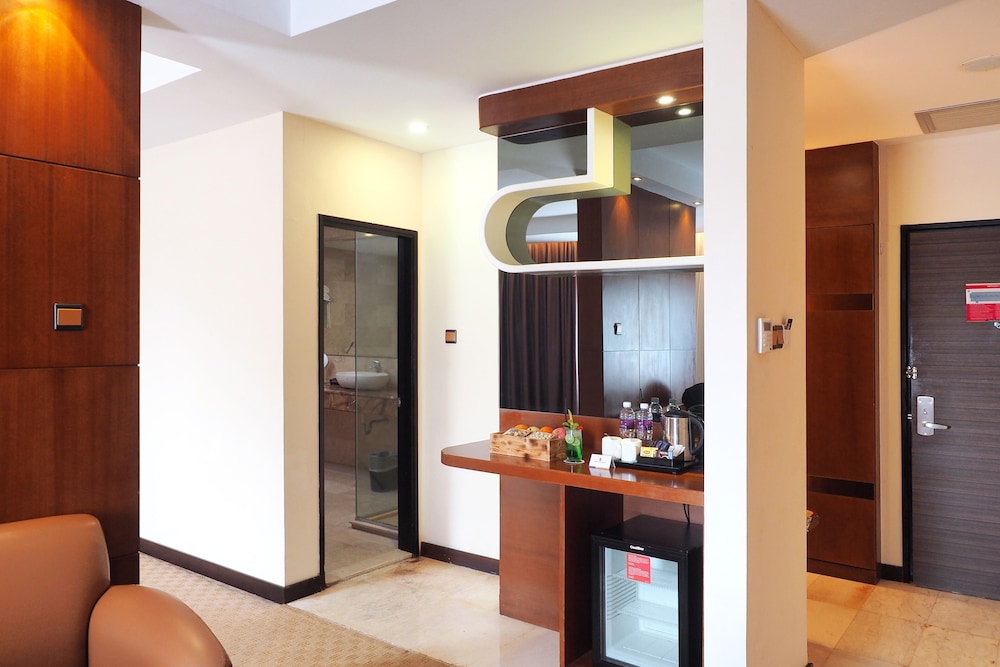 fox hotel nagoya batam