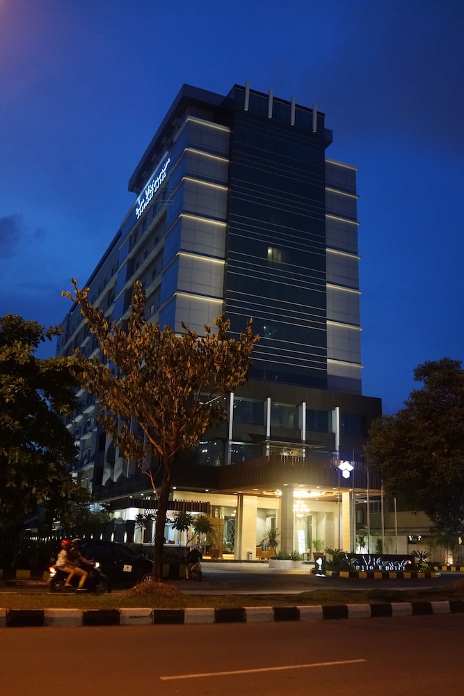 fox hotel nagoya batam