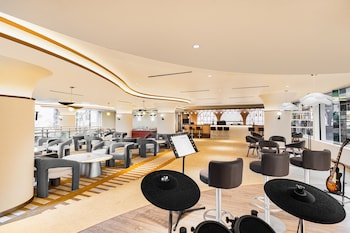 fox hotel nagoya batam