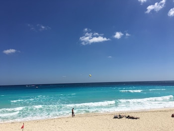 cancun plaza condo mexico