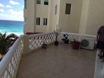 Cancun Plaza Condo Mexico,,3 star
