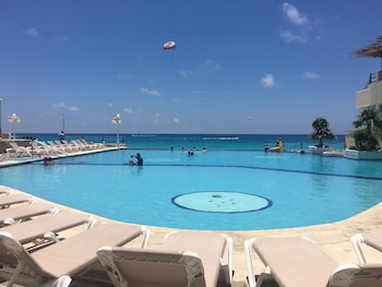 cancun plaza condo mexico