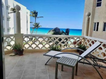 cancun plaza condo mexico