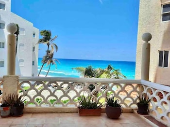 cancun plaza condo mexico