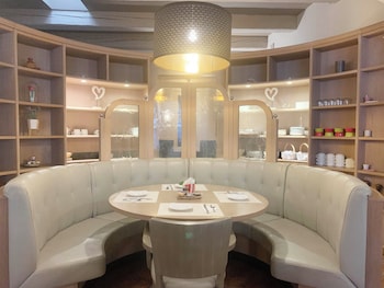 brit hotel confort le revest sainte maxime