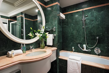 Hotel Terme Metropole – Oriental Spa & Resort,,5 star