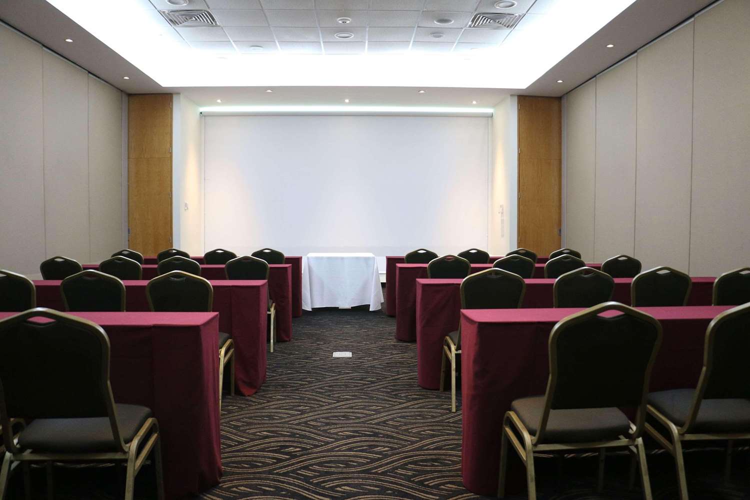 sheraton leon