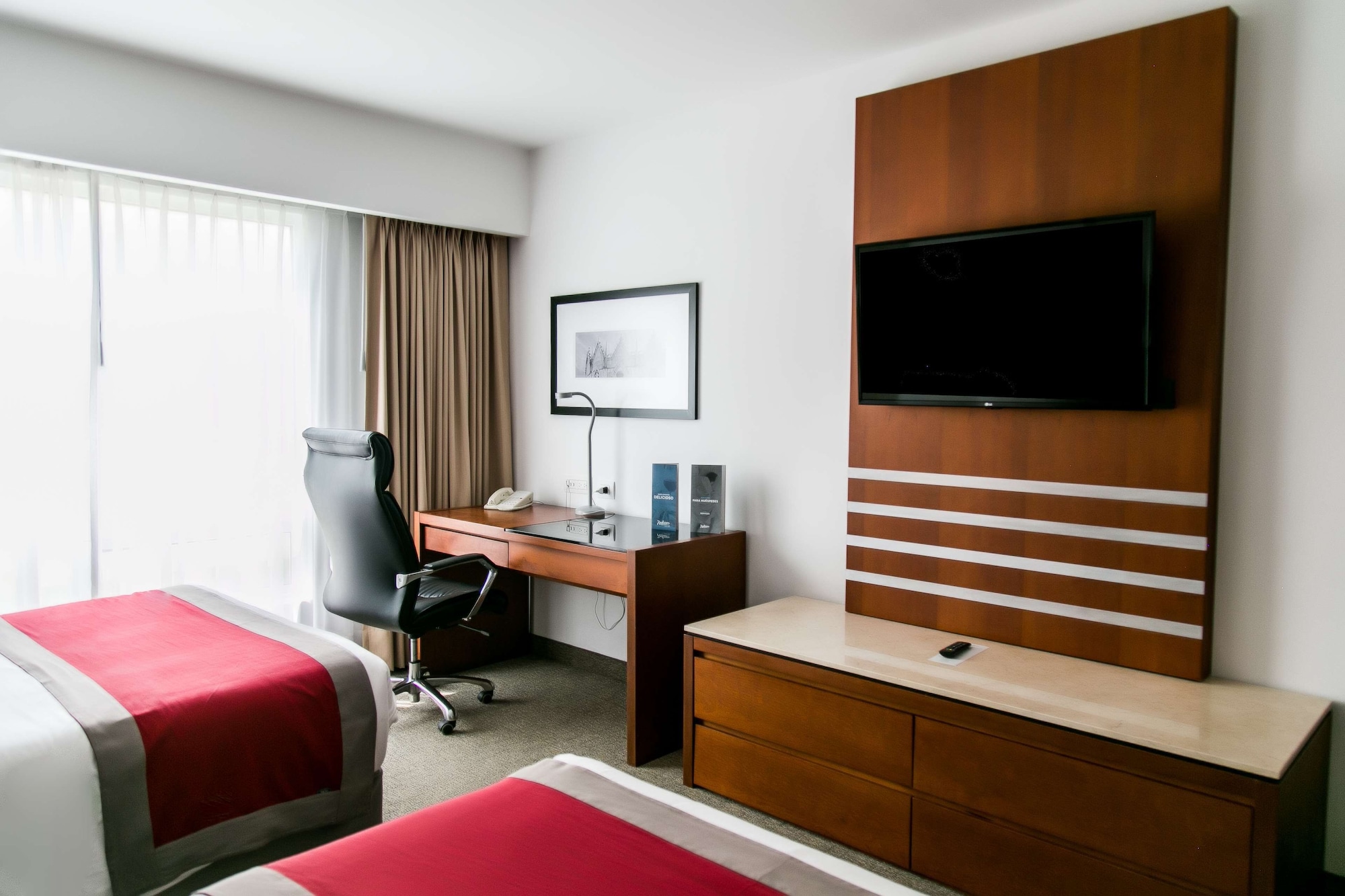 sheraton leon