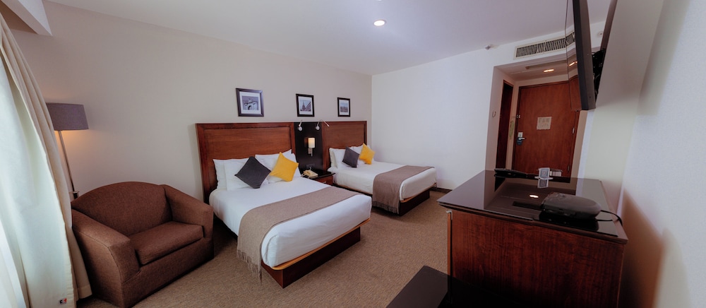 sheraton leon