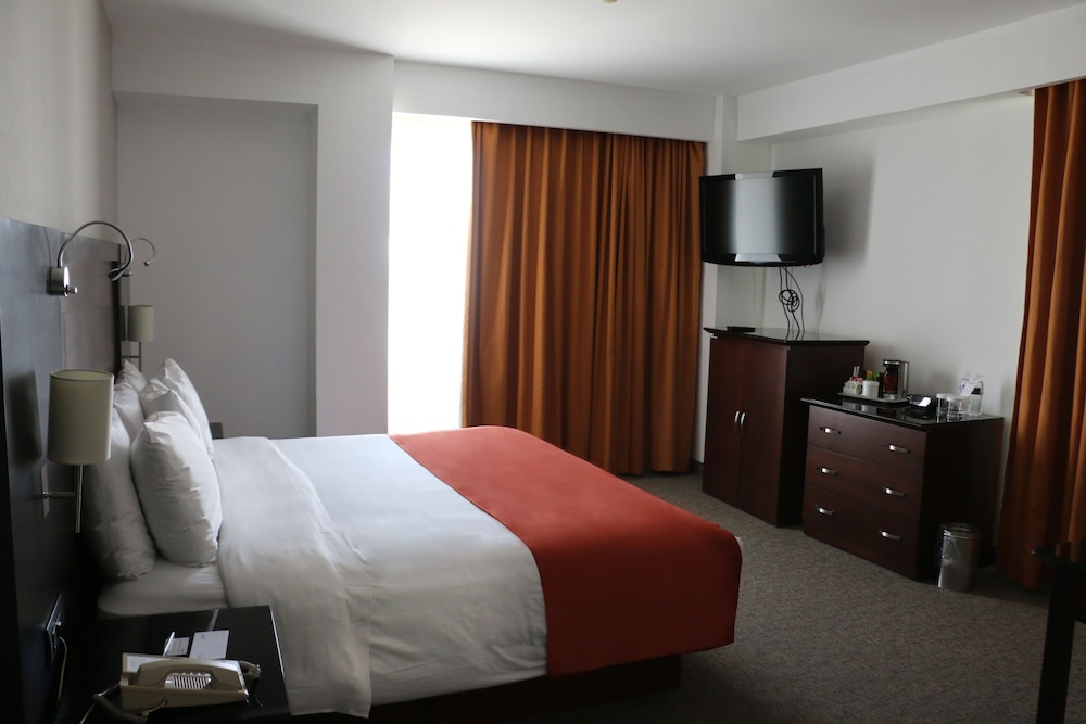 sheraton leon