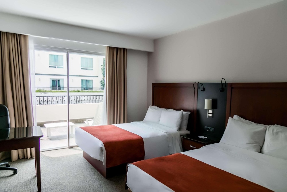 sheraton leon