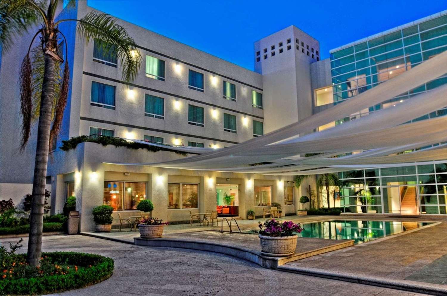 sheraton leon