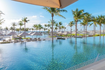 Garza Blanca Resort & Spa Cancun - All Inclusive,,5 star