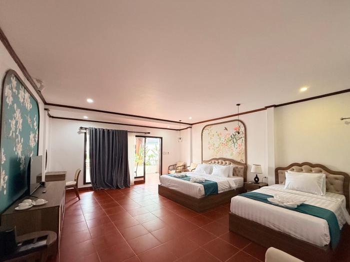 vangvieng night market resort