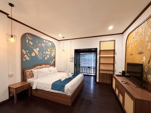 vangvieng night market resort