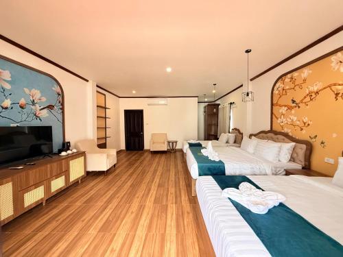 vangvieng night market resort