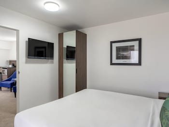 Mantra Central Wellington,,4 star