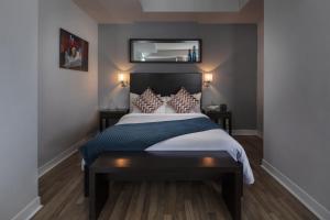 Executive Hotel Cosmopolitan Toronto,Markham>>Downtown Toronto,4 star