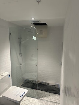 Camden Hotel,,3 star