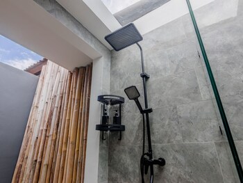 villa dunia lembongan