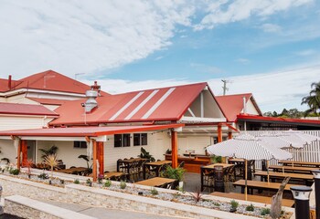 Commercial Hotel Boonah,,3 star