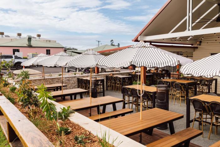 commercial hotel boonah