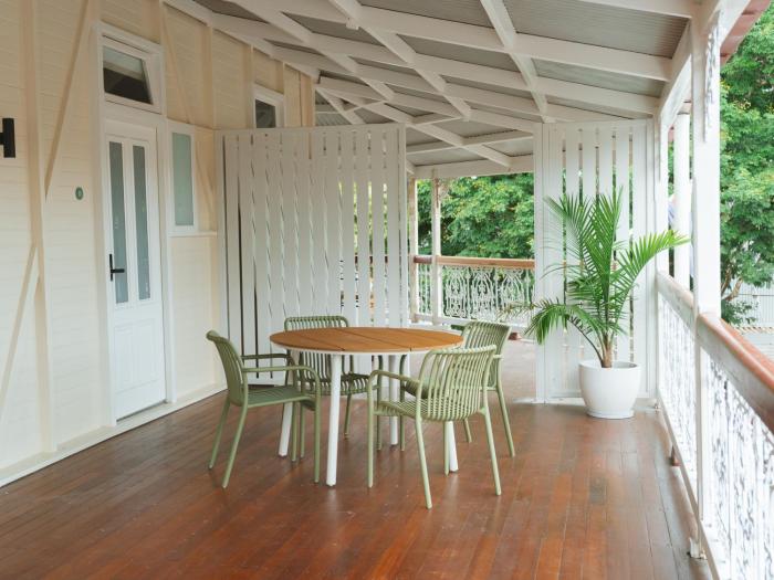 commercial hotel boonah