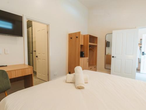 commercial hotel boonah