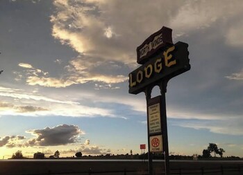 North Winds Lodge Llc,,3 star