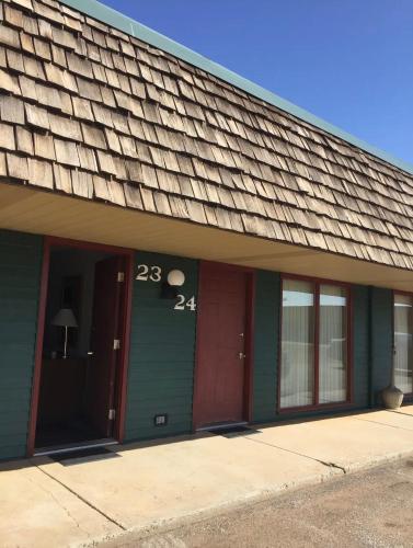 north winds lodge llc