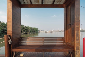 baan krai nao the riverfront