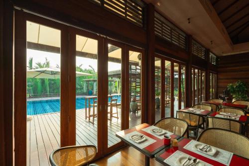 baan krai nao the riverfront