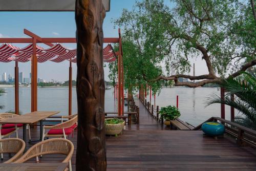 baan krai nao the riverfront