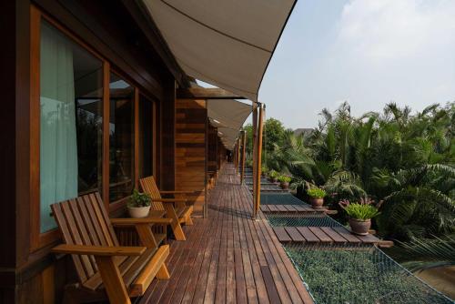 baan krai nao the riverfront