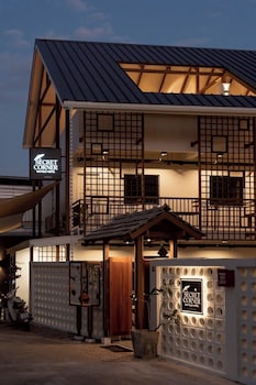 secret corner boutique hostel