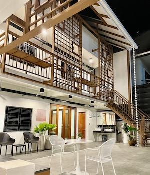 secret corner boutique hostel
