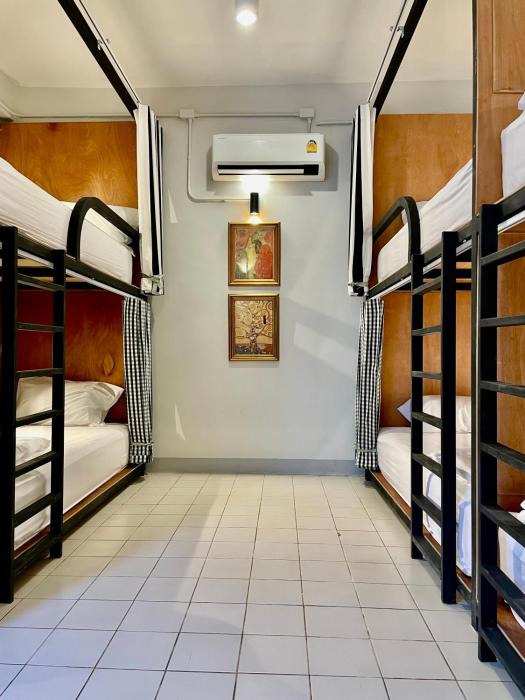 secret corner boutique hostel