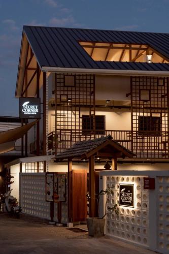 secret corner boutique hostel