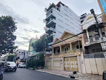 Downtime Hotels Phnom Penh,,2 star