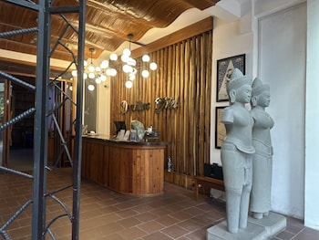 Downtime Hotels Phnom Penh,,2 star
