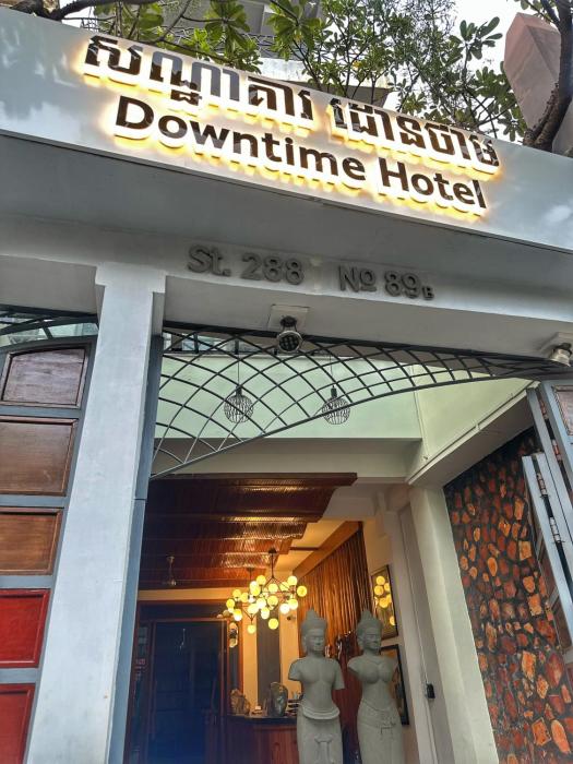 downtime hotels phnom penh