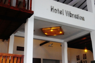 hotel vibration