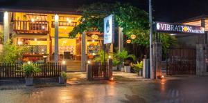 Hotel Vibration,Hikkaduwa>>Dodanduwa,3 star