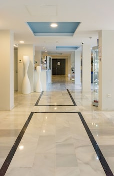 Apartamentos Los Jazmines,,2 star