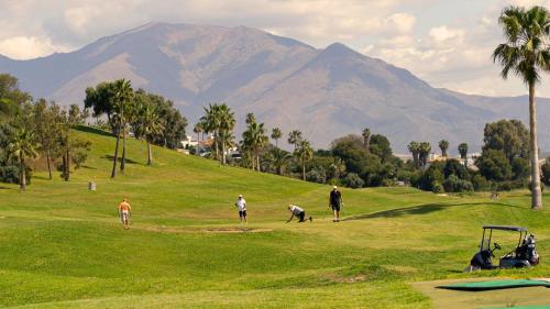 duquesa golf club