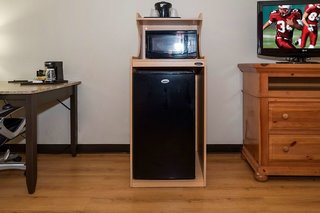 red roof inn and suites stafford va