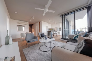 Kingstreet Residences,,2 star