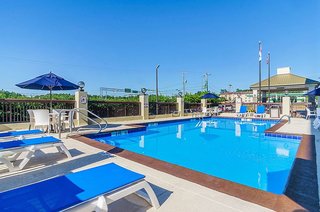 Comfort Inn & Suites Durham Near Duke University,North Carolina>>Durham,3 star
