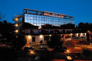Hotel Zone,Monte Mario>>Lazio,4 star